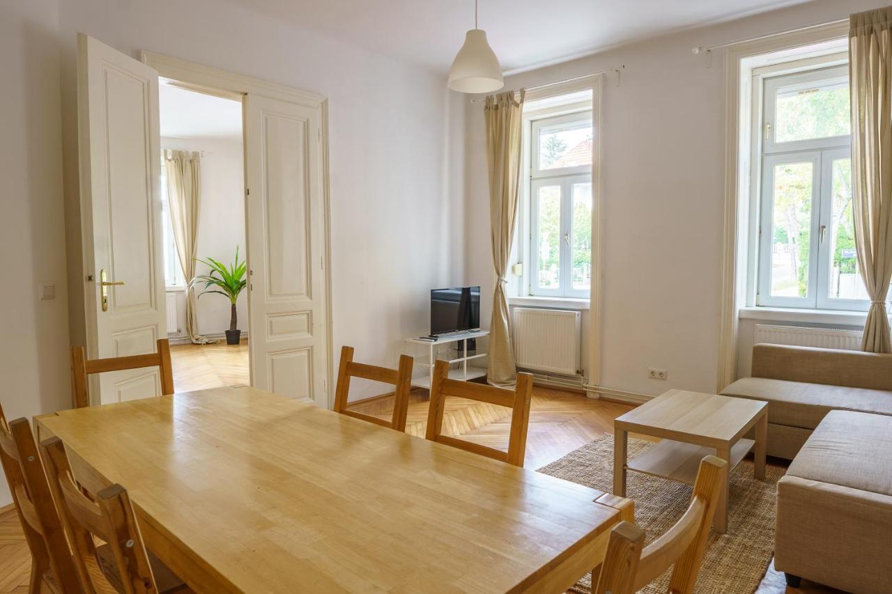 Living - Schönbrunn Apartment Wien