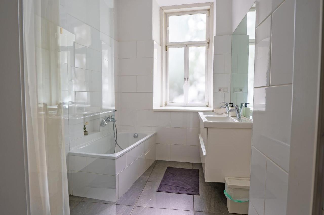 Living - Schönbrunn Apartment