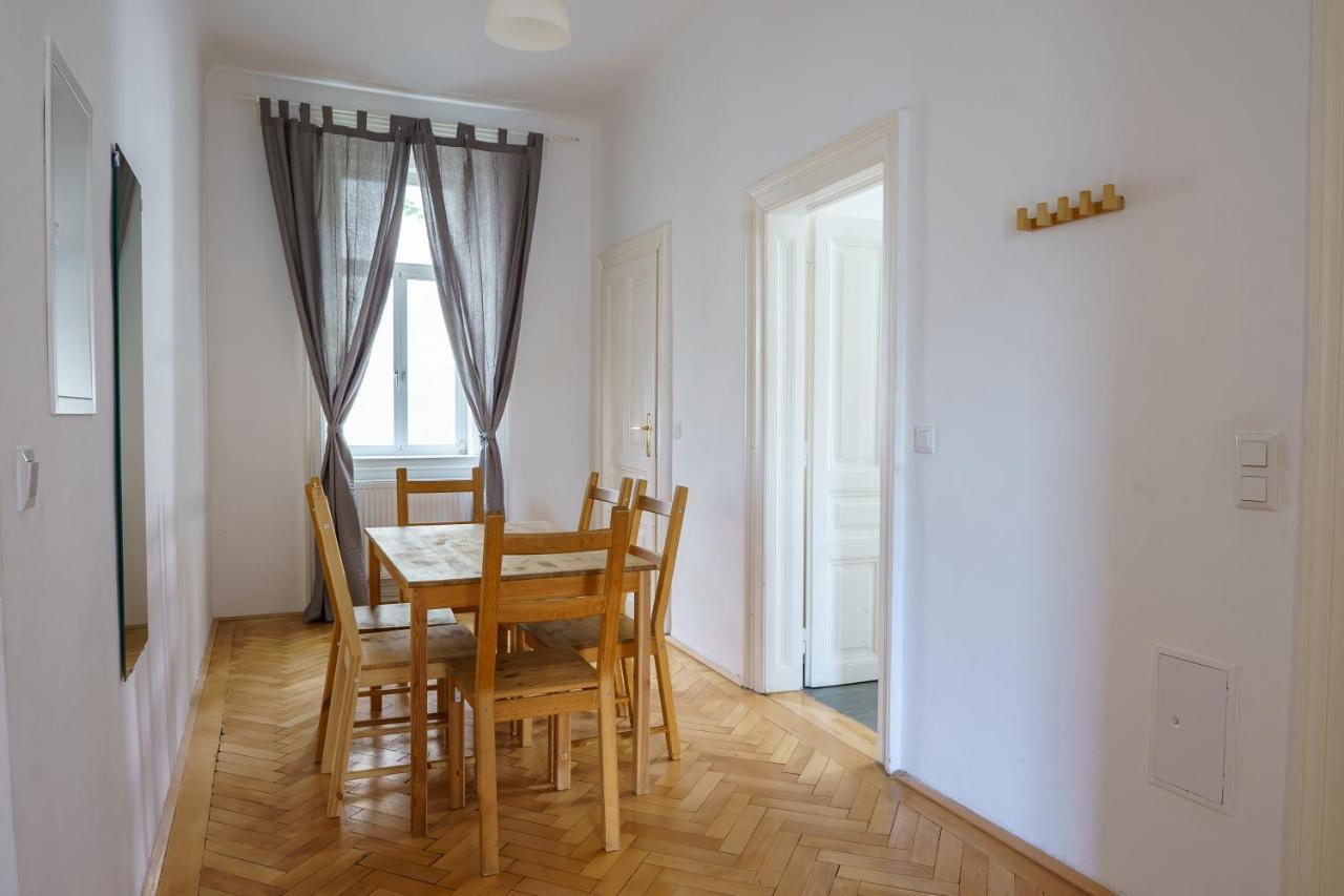 Living - Schönbrunn Apartment Wien