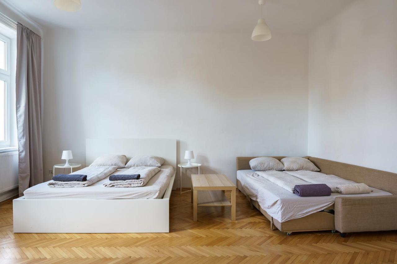 Living - Schönbrunn Apartment