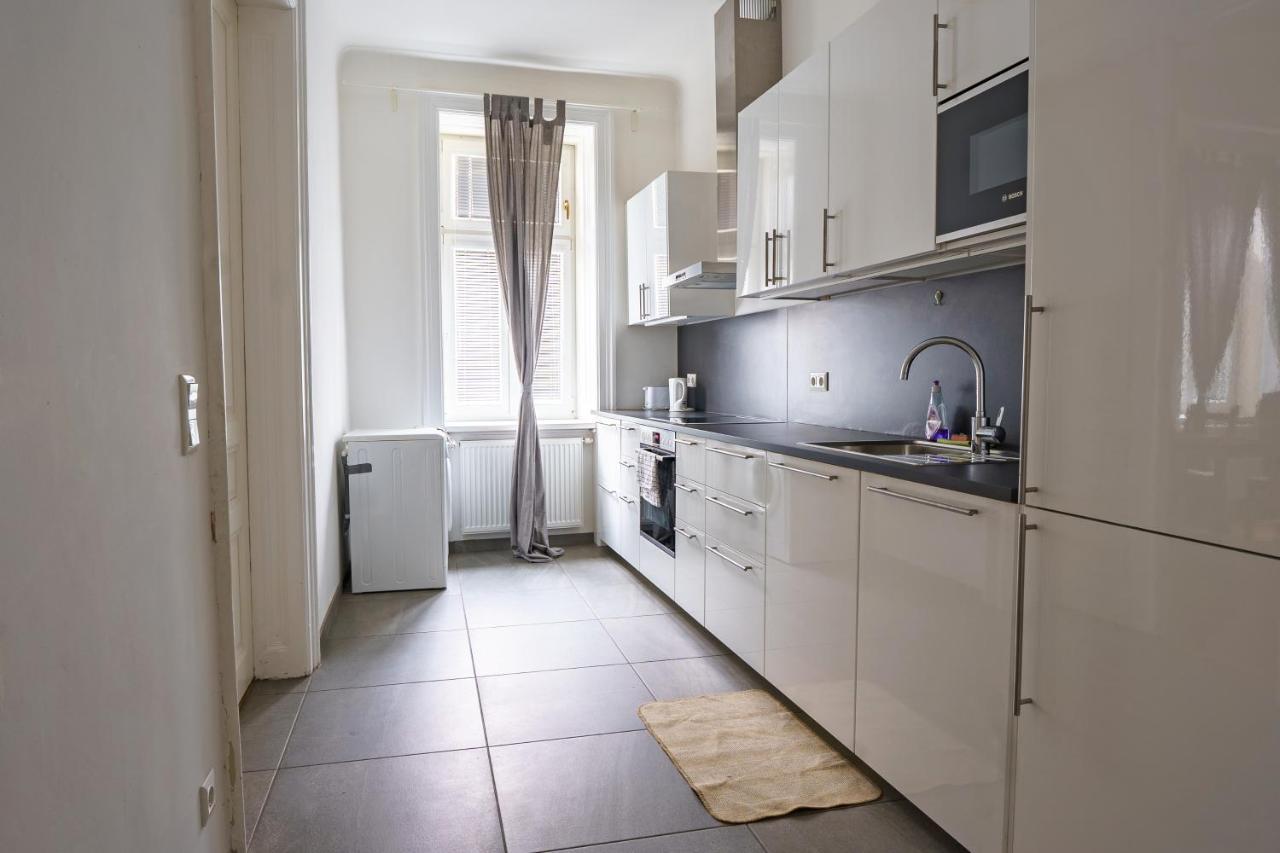 Living - Schönbrunn Apartment Wien